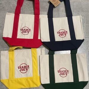 Trader Joes Mini Tote Bag Set
